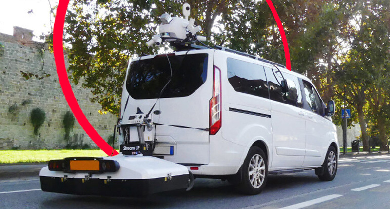 IDS GeoRadar | Urban utility detection with Stream UP attached on a VAN.